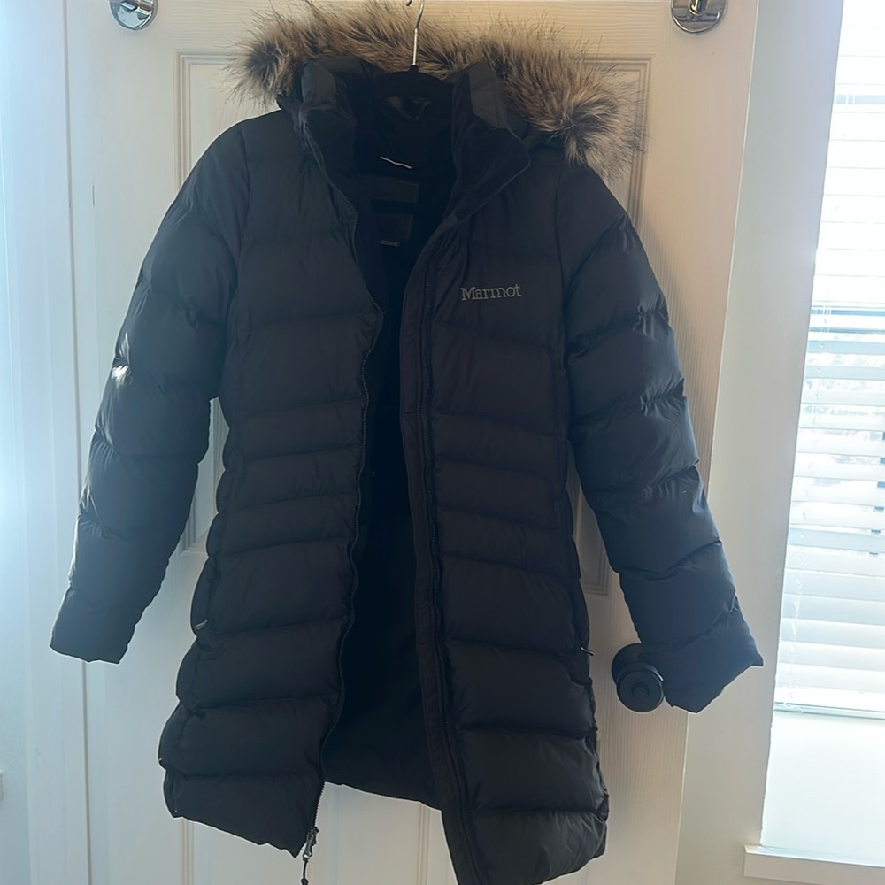 Marmot Women's Montreal Coat Jacket Fur Hood and inside with Removable Hood